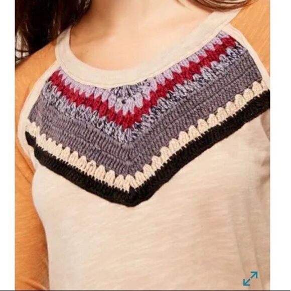 We the free spring bound 3/4th sleeve top - Picture 8 of 9